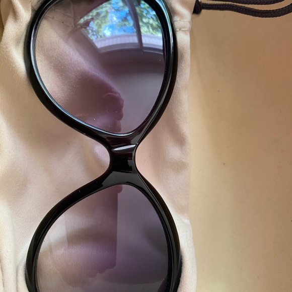 Louis Vuitton Sunglasses - Picture 12 of 15